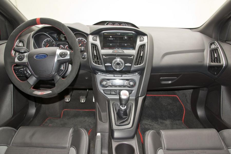  Ford Focus ST Tanner Foust Cobb 2013 года  (фото 13 из 16)